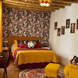 Ventisei Scalini A Trastevere Bed & Breakfast